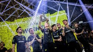 Sumber Pendapatan Tim NaVi di Era E-Sport Modern